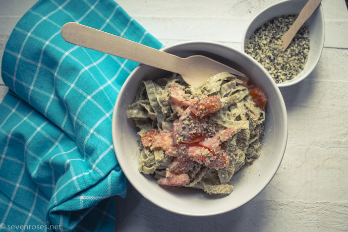 Vegan Alfredo with hemp seeds and tomatoes