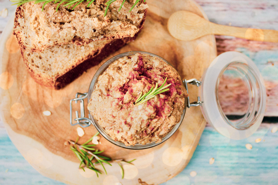 Lentil and walnut holiday dip: Vegan rillettes