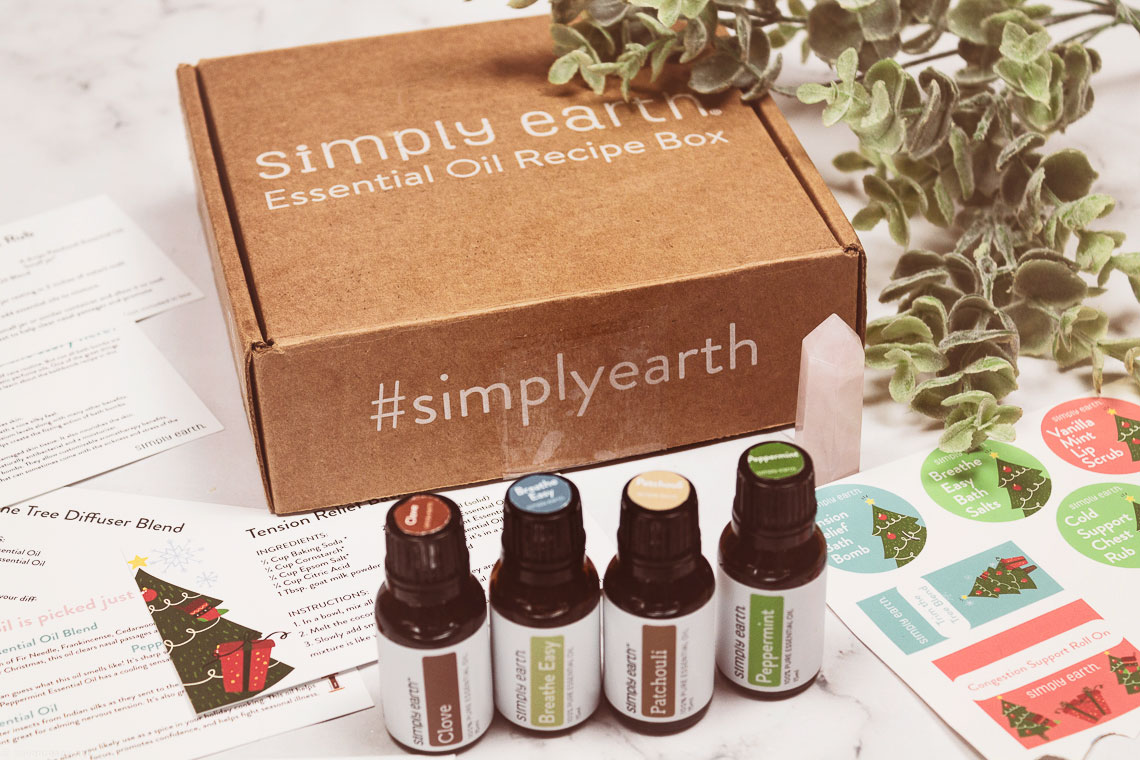 Simply Earth Essential Oil recipe box unboxing