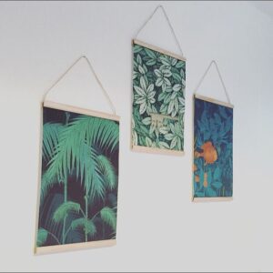 Boho wooden poster hanger inspo - source: Pinterest