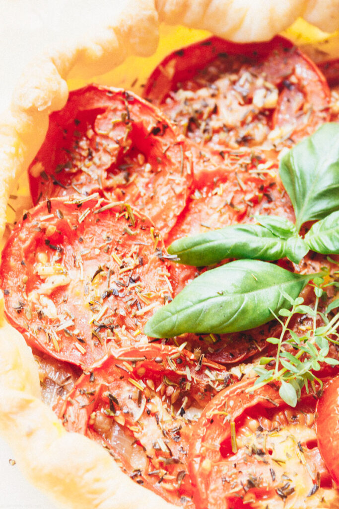 tomato tart close-up