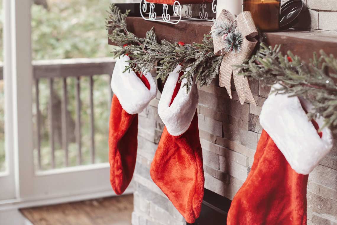 Top 10+1 cruelty-free stocking stuffers under $15 – there’s something for everyone on your list